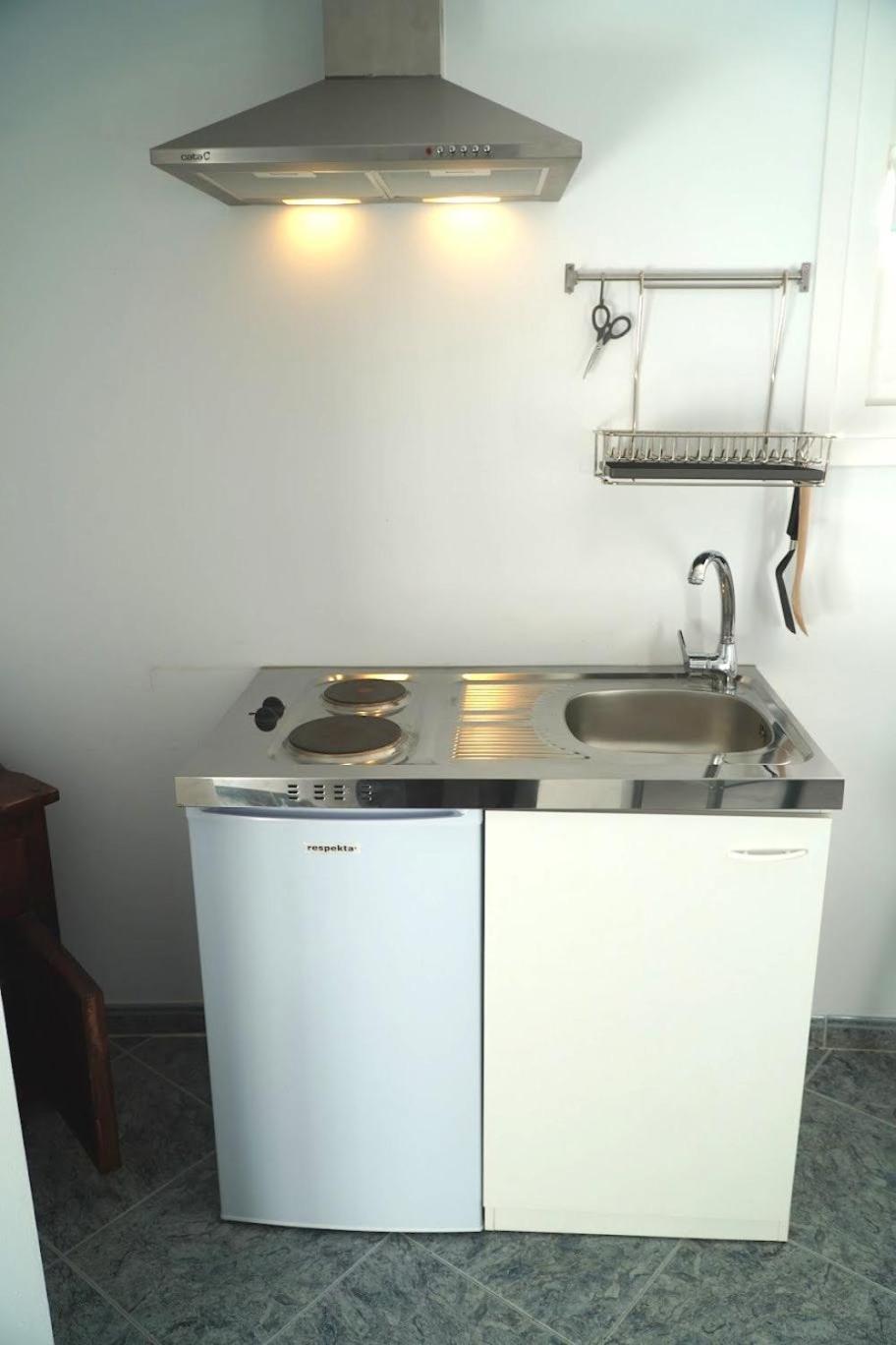 Hostal Alegre Nerja Bagian luar foto